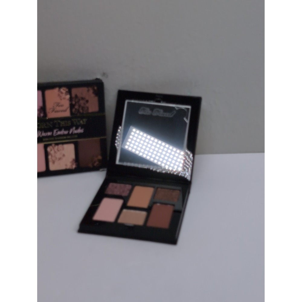 Too Faced Born This Way Warm Ember Nudes eyeshadow